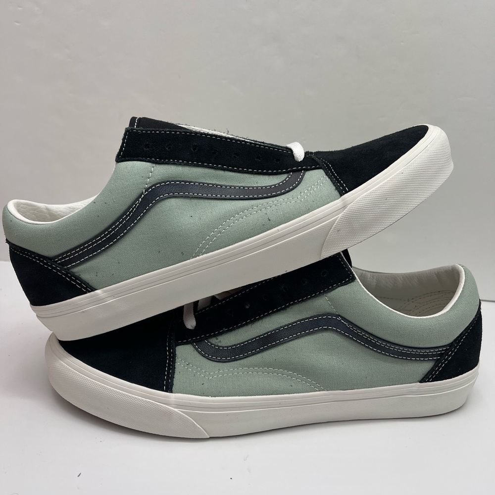 Vans Men’s Old Skool
Basics Gray Mist
VN000D7ZM8I Sneakers - Picture 16 of 16